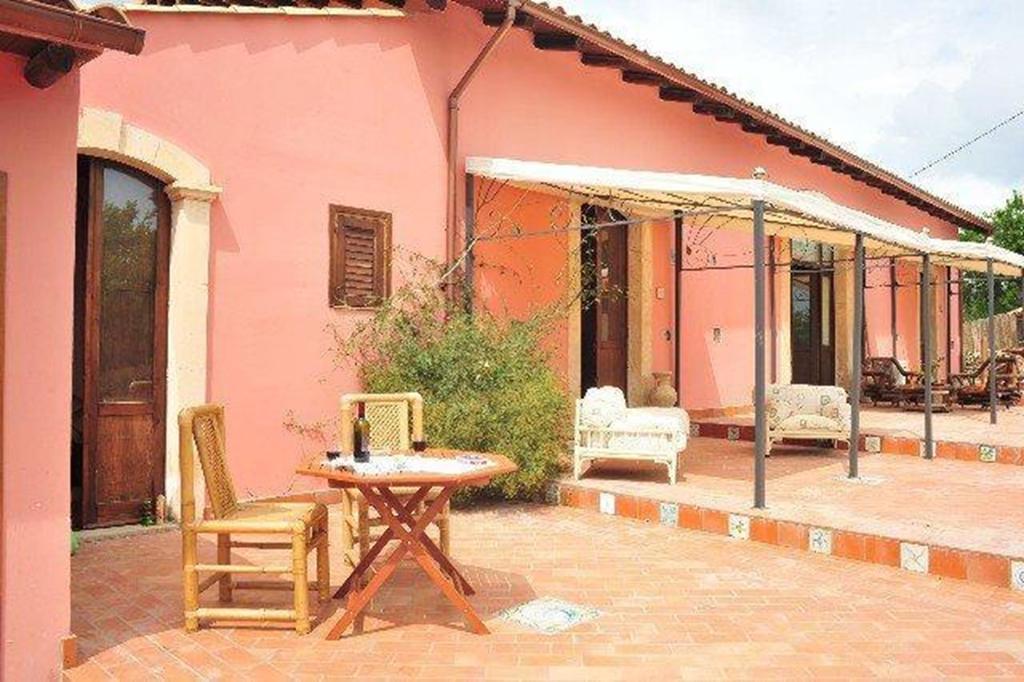 Agriturismo Vita E Natura Villa Noto Eksteriør bilde